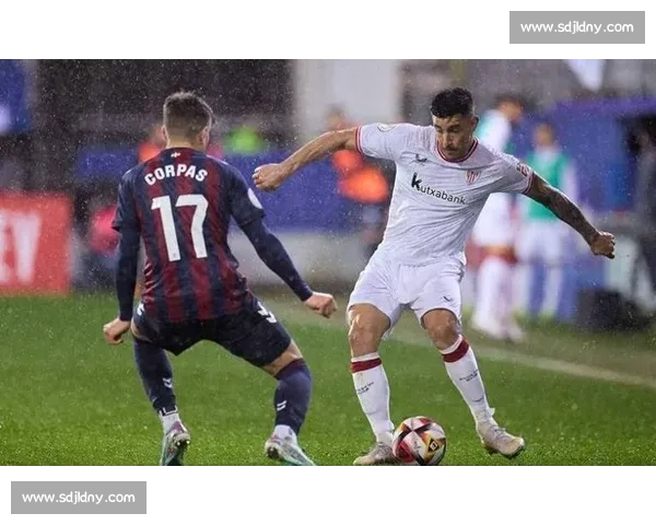 西甲焦点战皇马对阵莱万特争冠走势与战术看点全解析赛前前瞻深度