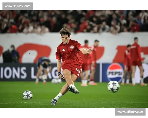 红魔迎战希腊豪门欧战焦点曼联对决奥林匹亚科斯前瞻走势分析与胜负看点