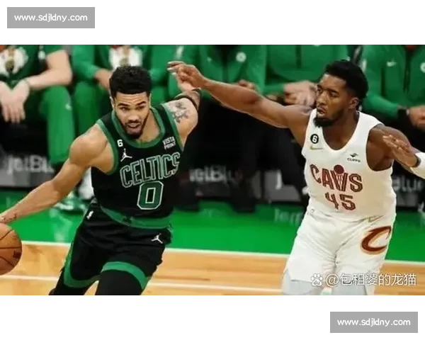 热火凯尔特人G1下半场攻防反转绿军失势成比赛转折点关键时刻走势全解析